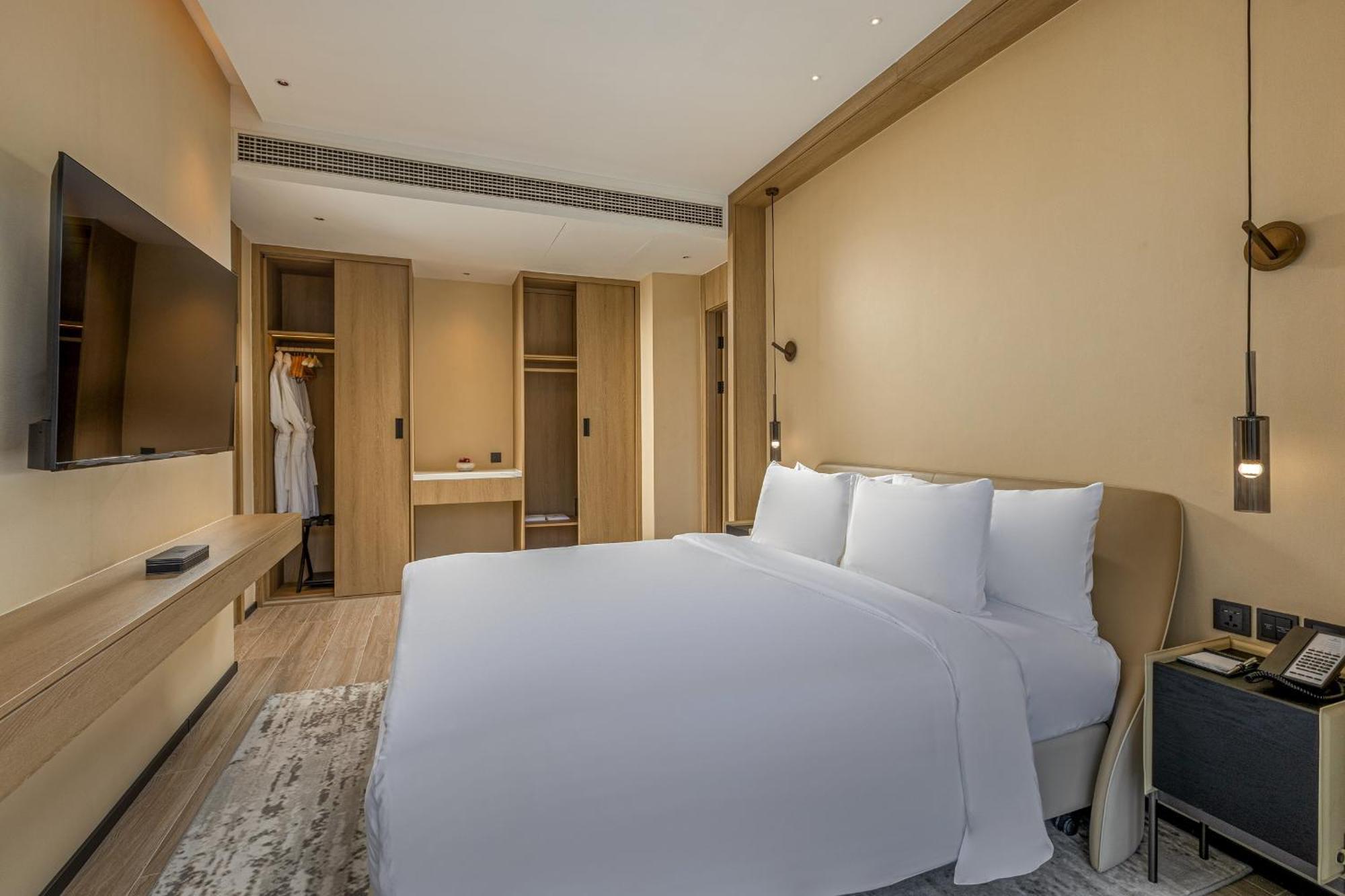 Laya Resort Phuket Island Layan Beach  Exterior foto
